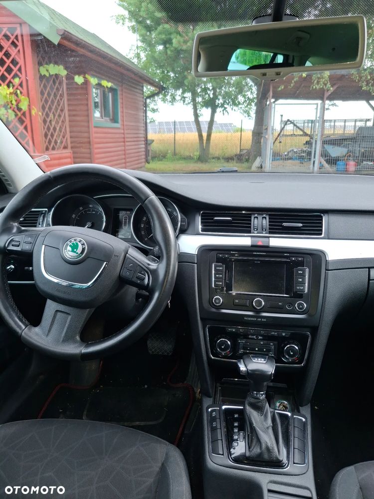 Skoda Superb 1.8 TSI Ambition DSG - 6
