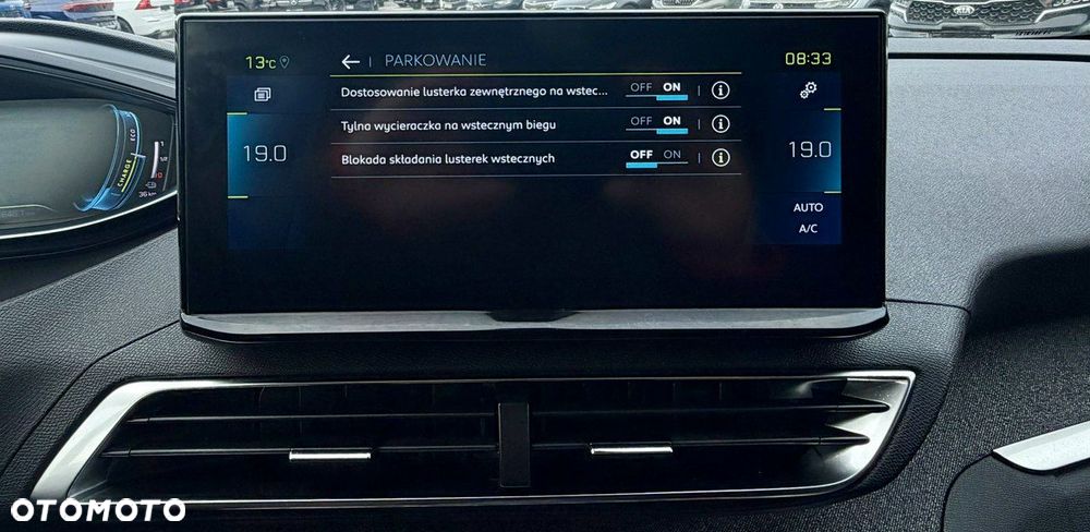 Peugeot 3008 1.6 PureTech Hybrid PHEV Allure Pack S&S EAT8 - 28