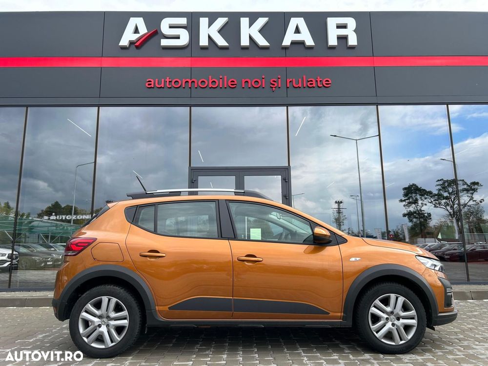 Dacia Sandero Stepway TCe 90 MT6 Comfort - 4