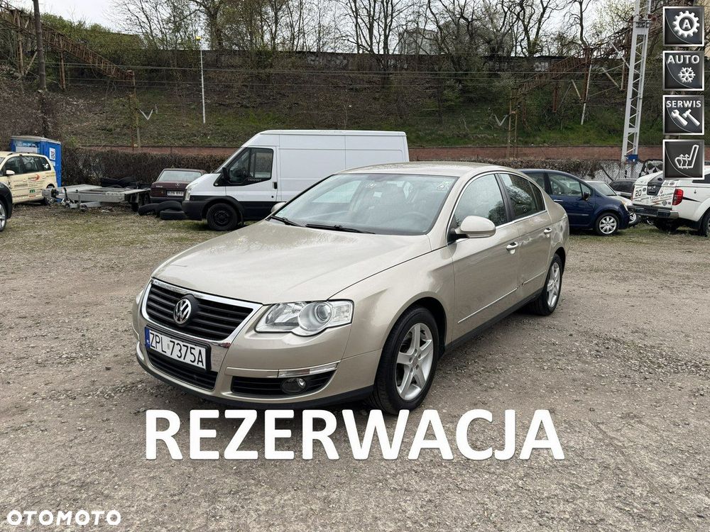 Volkswagen Passat 2.0 FSI Automatik Comfortline - 1