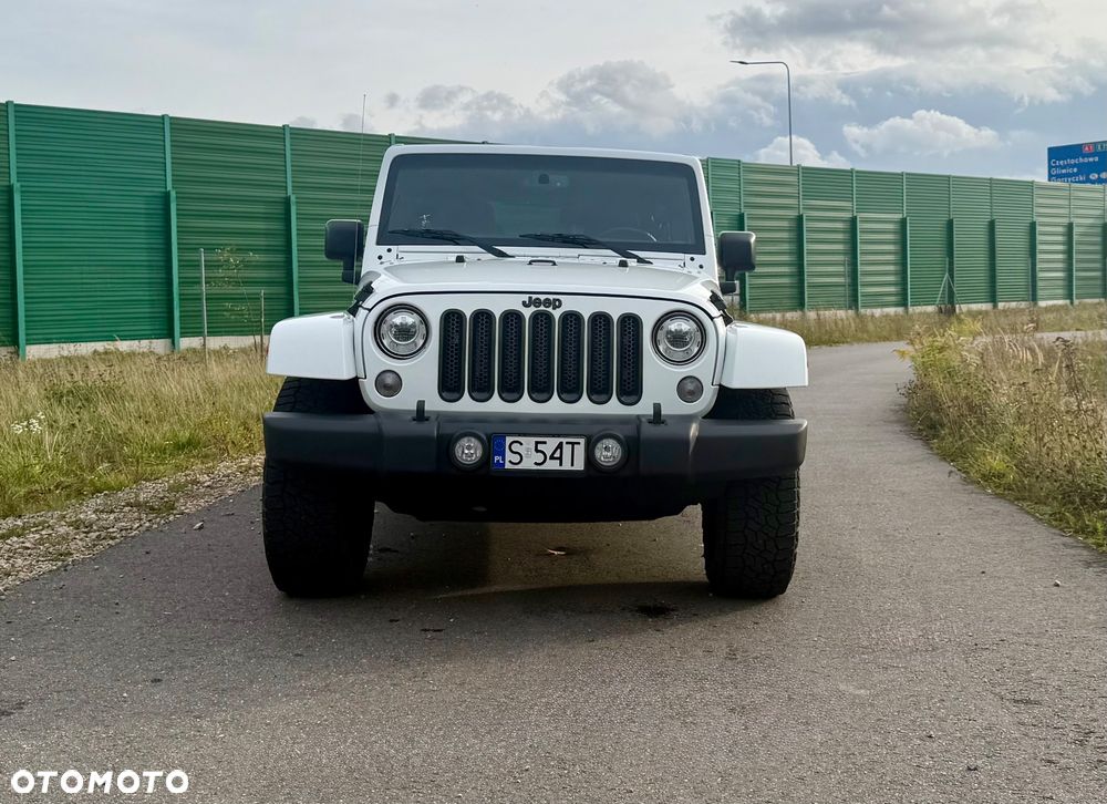 Jeep Wrangler 3.6 Unlim Sahara - 2