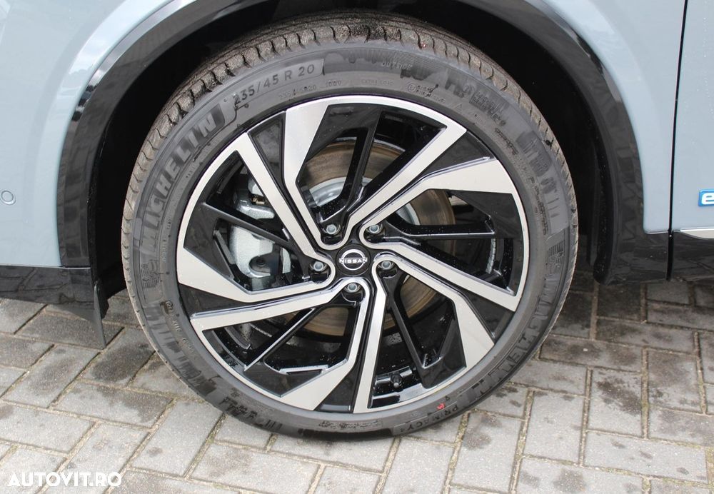 Nissan Qashqai 1.3 l 156CP X-Tronic MHEV Tekna Plus - 12
