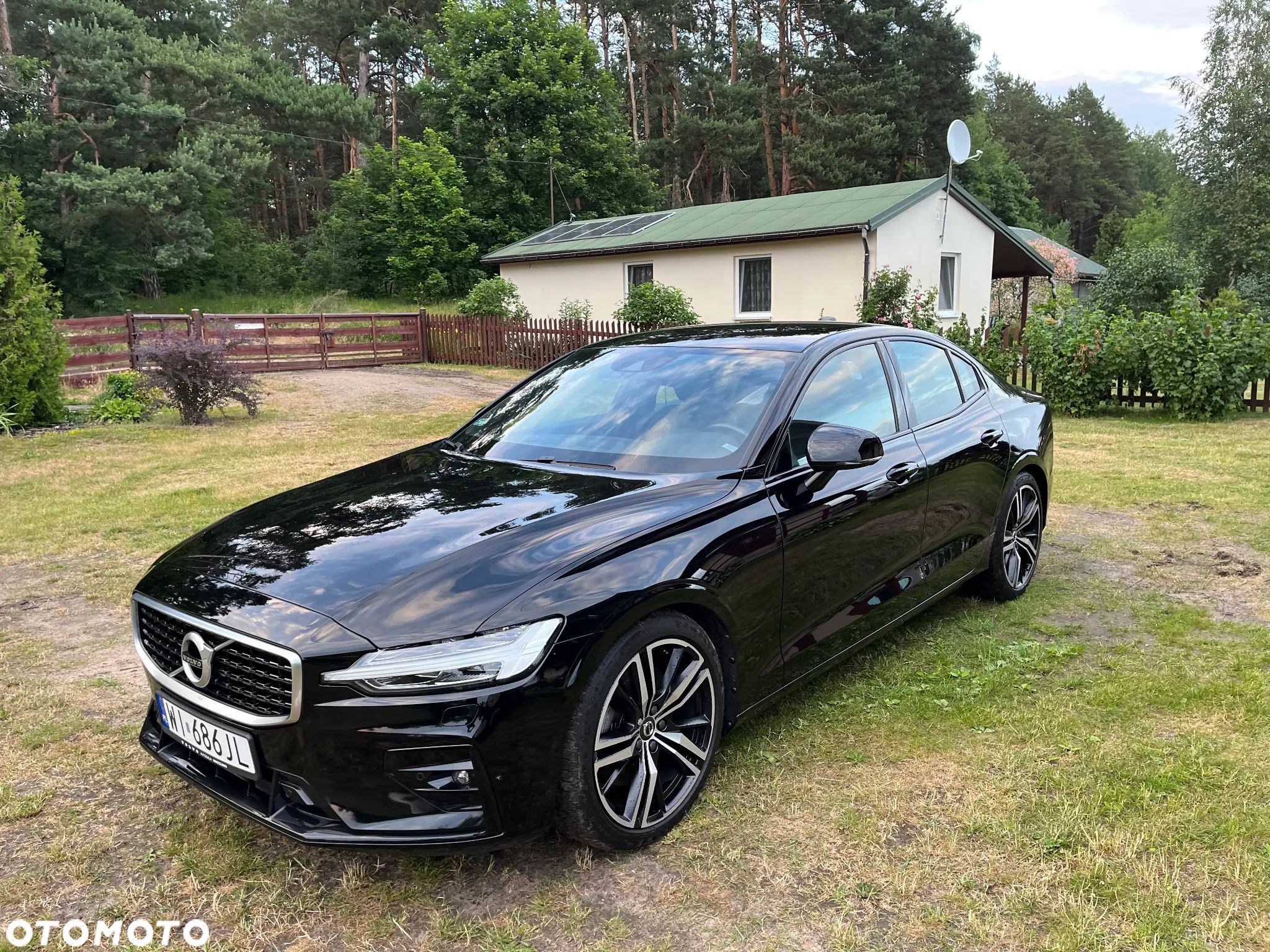 Volvo S60 T5 R-Design - 1