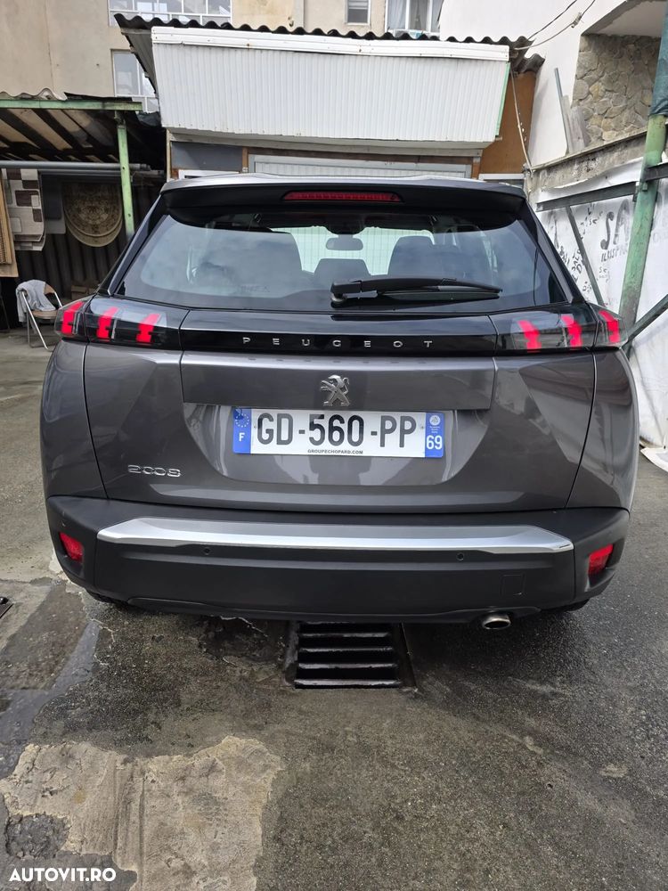 Peugeot 2008 1.5 BlueHDI STT EAT8 Allure - 8