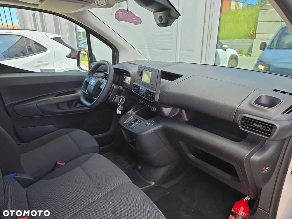Toyota PROACE CITY - 17
