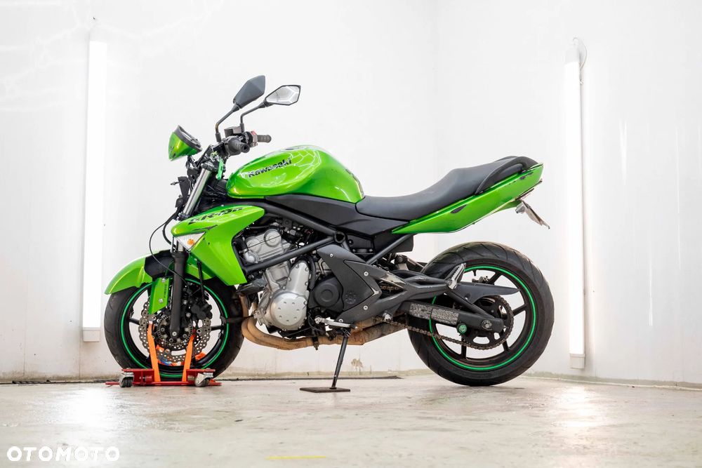 Kawasaki ER - 21