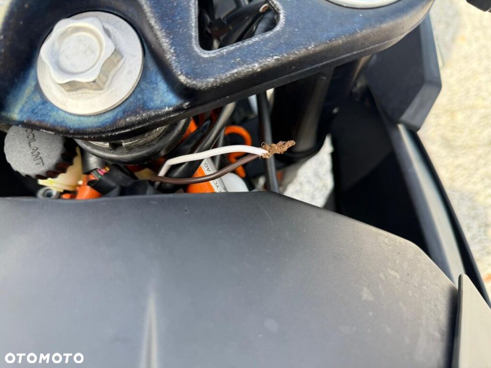KTM RC 125 - 11