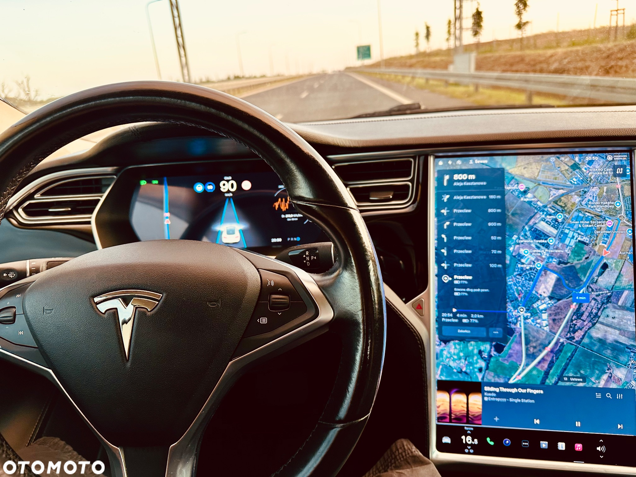 Tesla Model S Standard - 16