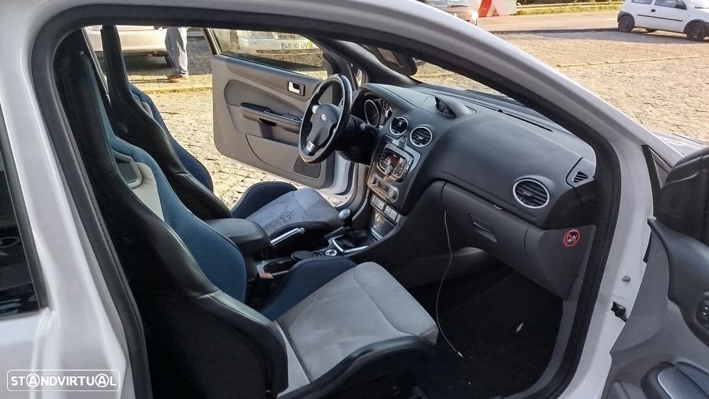 Ford Focus 2.5 RS - 9