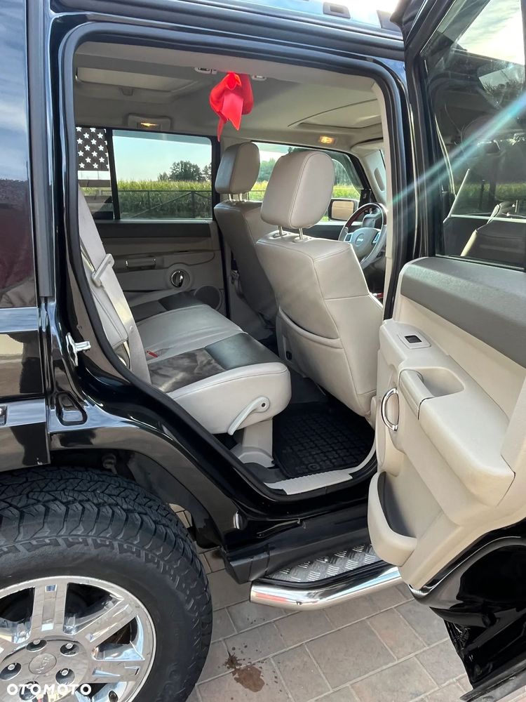 Jeep Commander 5.7 V8 Overland - 11