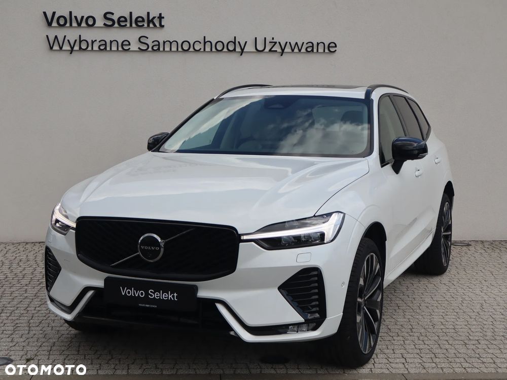 Volvo XC 60 B5 B AWD Ultra Dark - 3