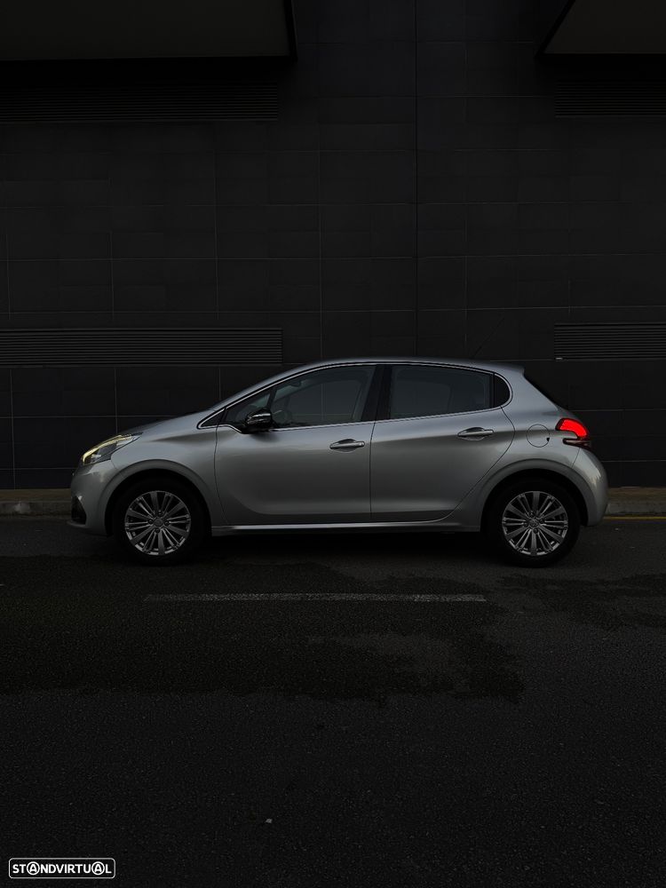 Peugeot 208 PureTech 82 Start & Stop Allure - 4