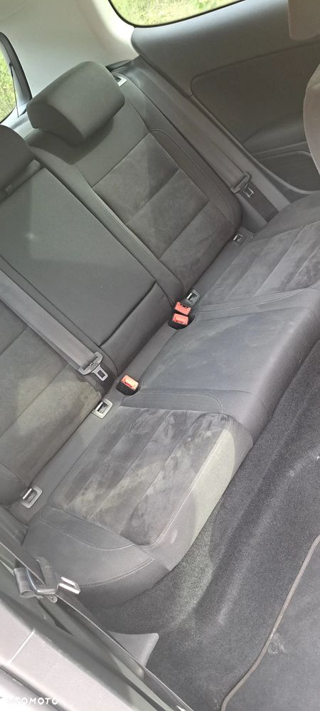 Volkswagen Golf - 15