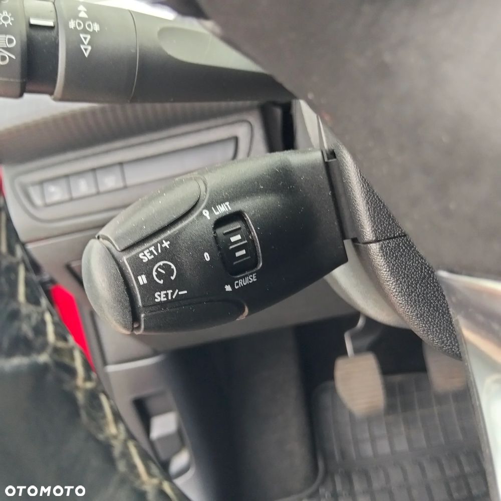 Peugeot 2008 PureTech 130 GPF Stop&Start Crossway - 17