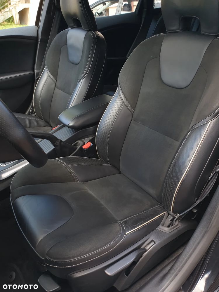 Volvo V40 D3 RDesign - 27