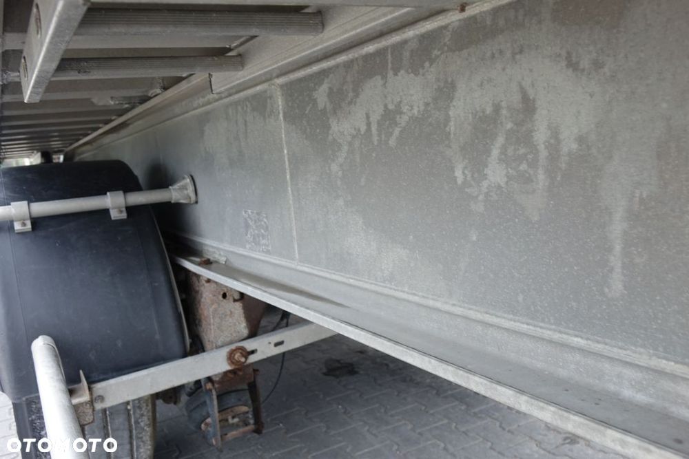 Benalu WYWROTKA 48m3 / ALUMINIOWA /OSIE MERCEDES /OŚ PODNOSZONA / SZYBER ZBOŻOWY - 17