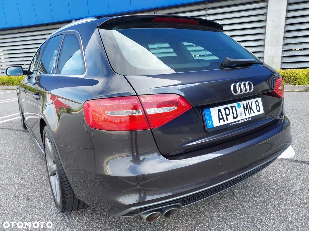Audi A4 Avant 2.0 TDI DPF quattro S line Sportpaket - 5