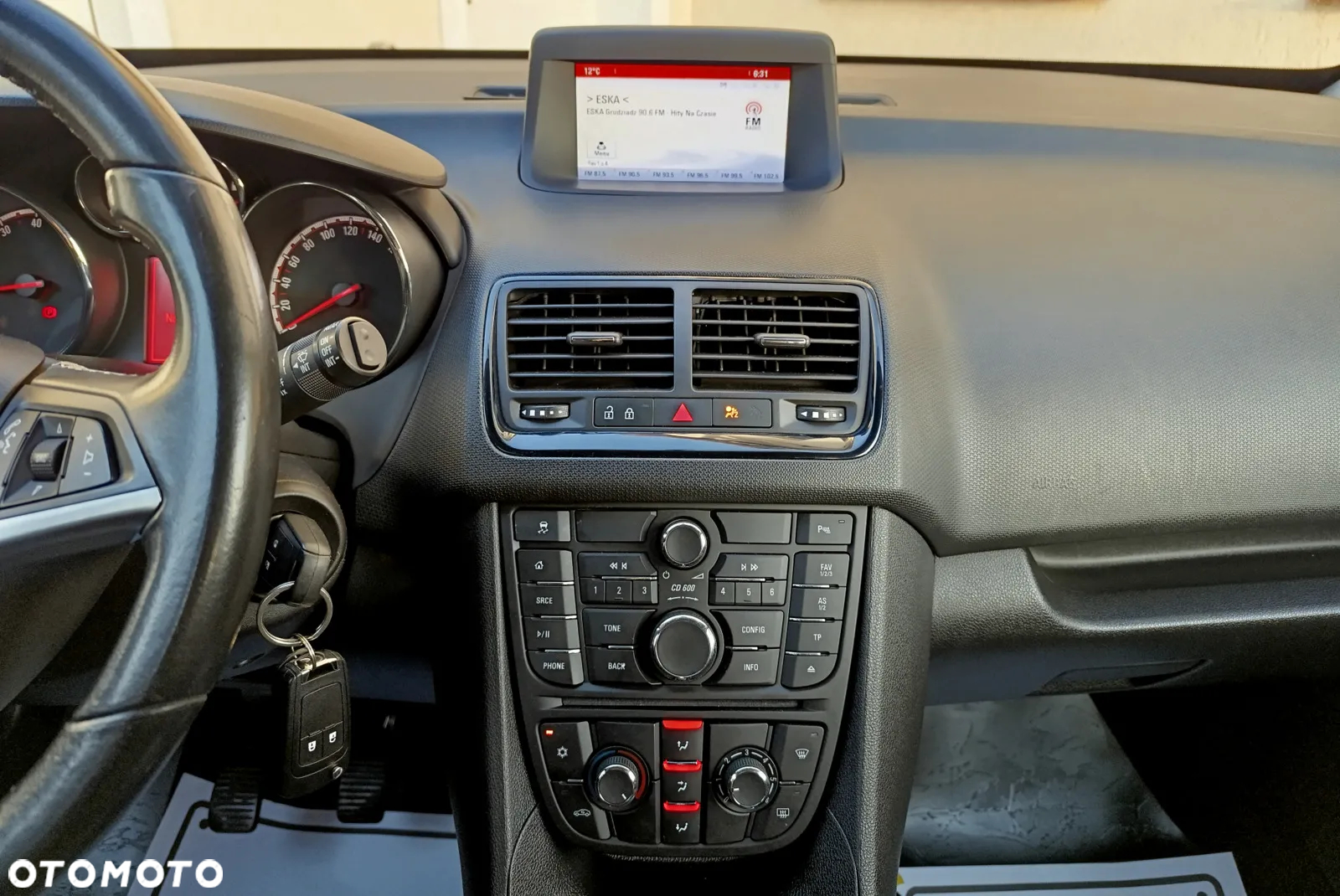 Opel Meriva 1.4 Essentia - 10
