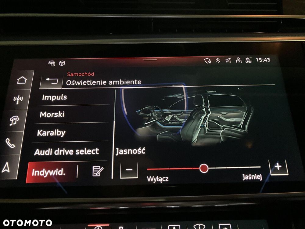 Audi A8 - 32