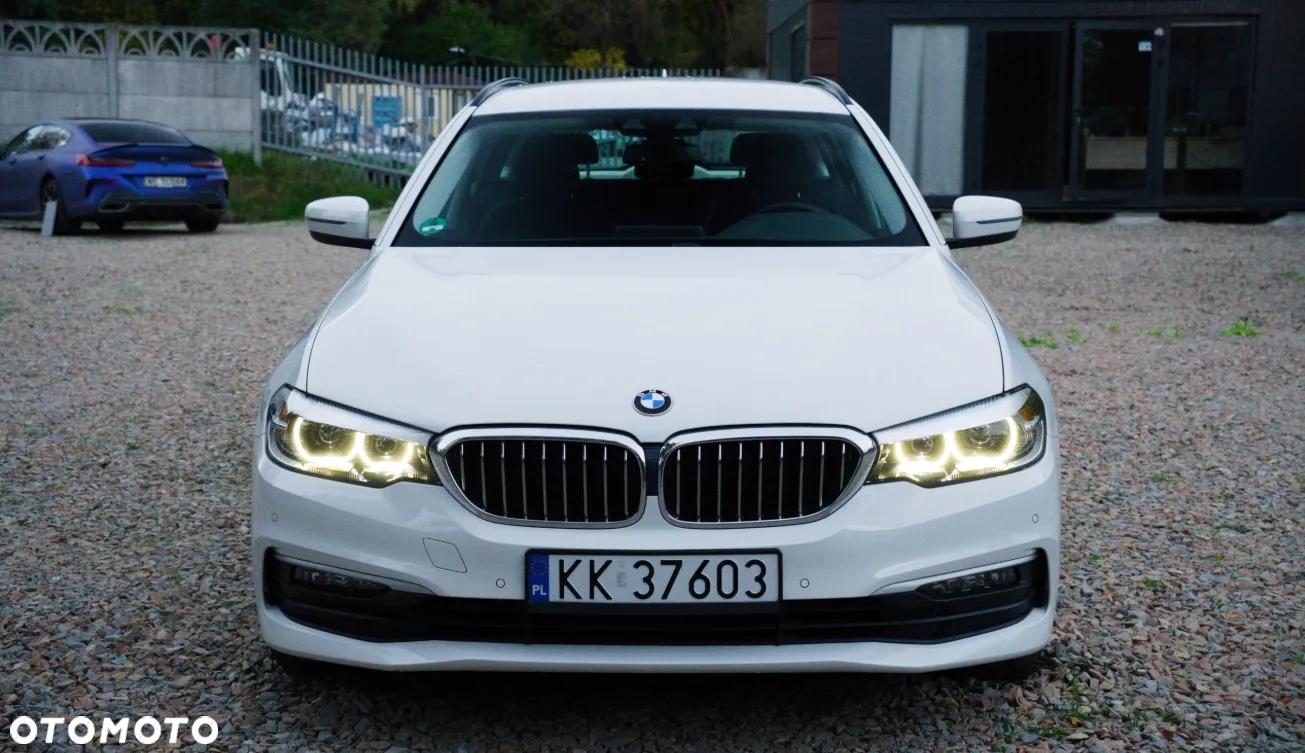 BMW Seria 5 520i - 3