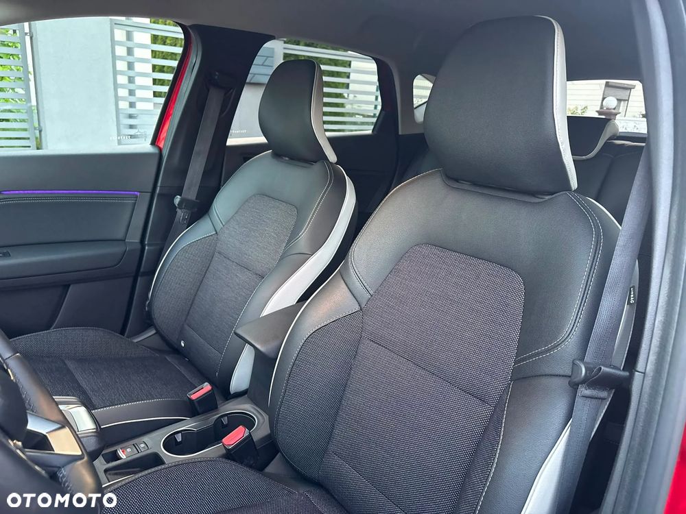 Renault Captur 1.6 E-TECH Full Hybrid 145 Intens - 9