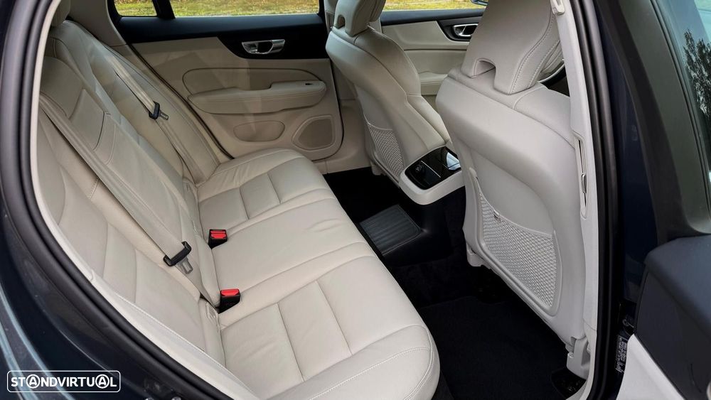 Volvo V60 2.0 T6 AWD TE Inscription - 16