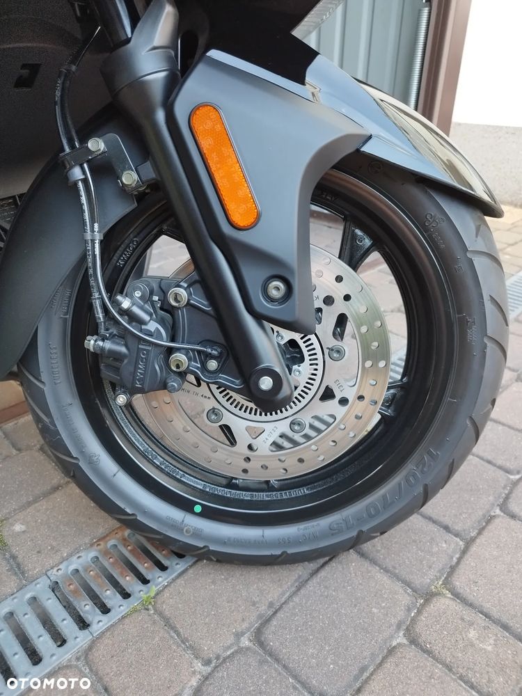 Kymco Downtown - 11