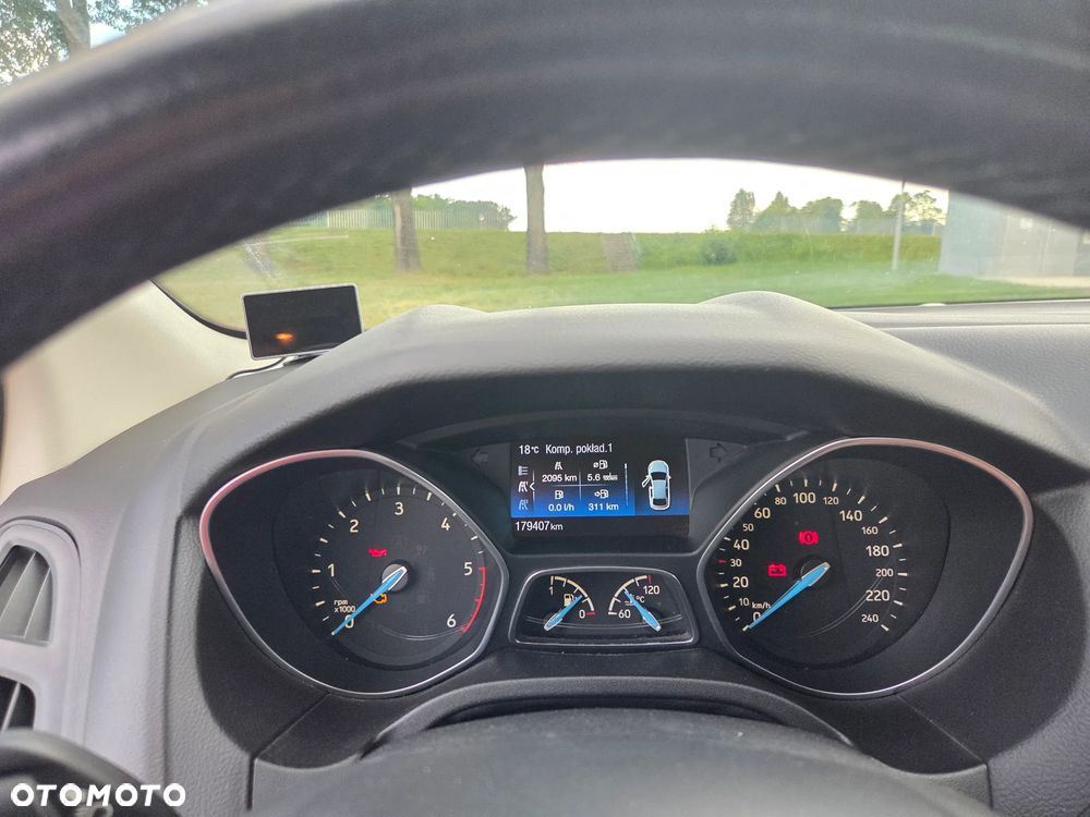 Ford Focus 1.5 TDCi Trend - 6
