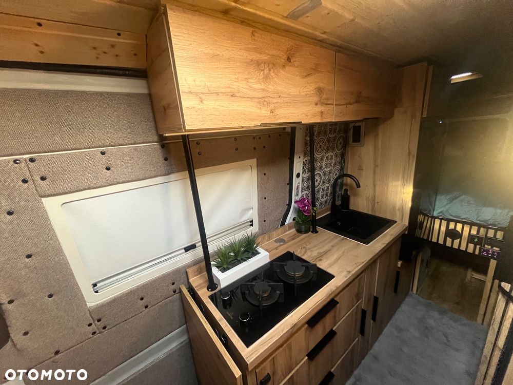 Volkswagen Crafter - 26