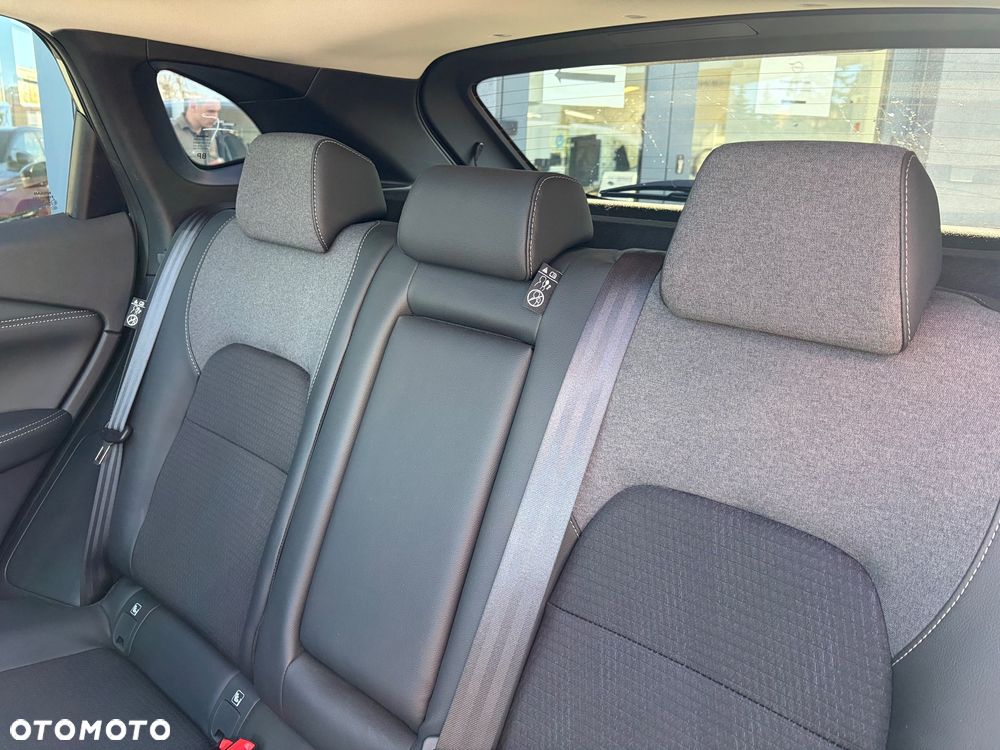 Nissan Qashqai 1.3 DIG-T MHEV N-Connecta Xtronic - 13