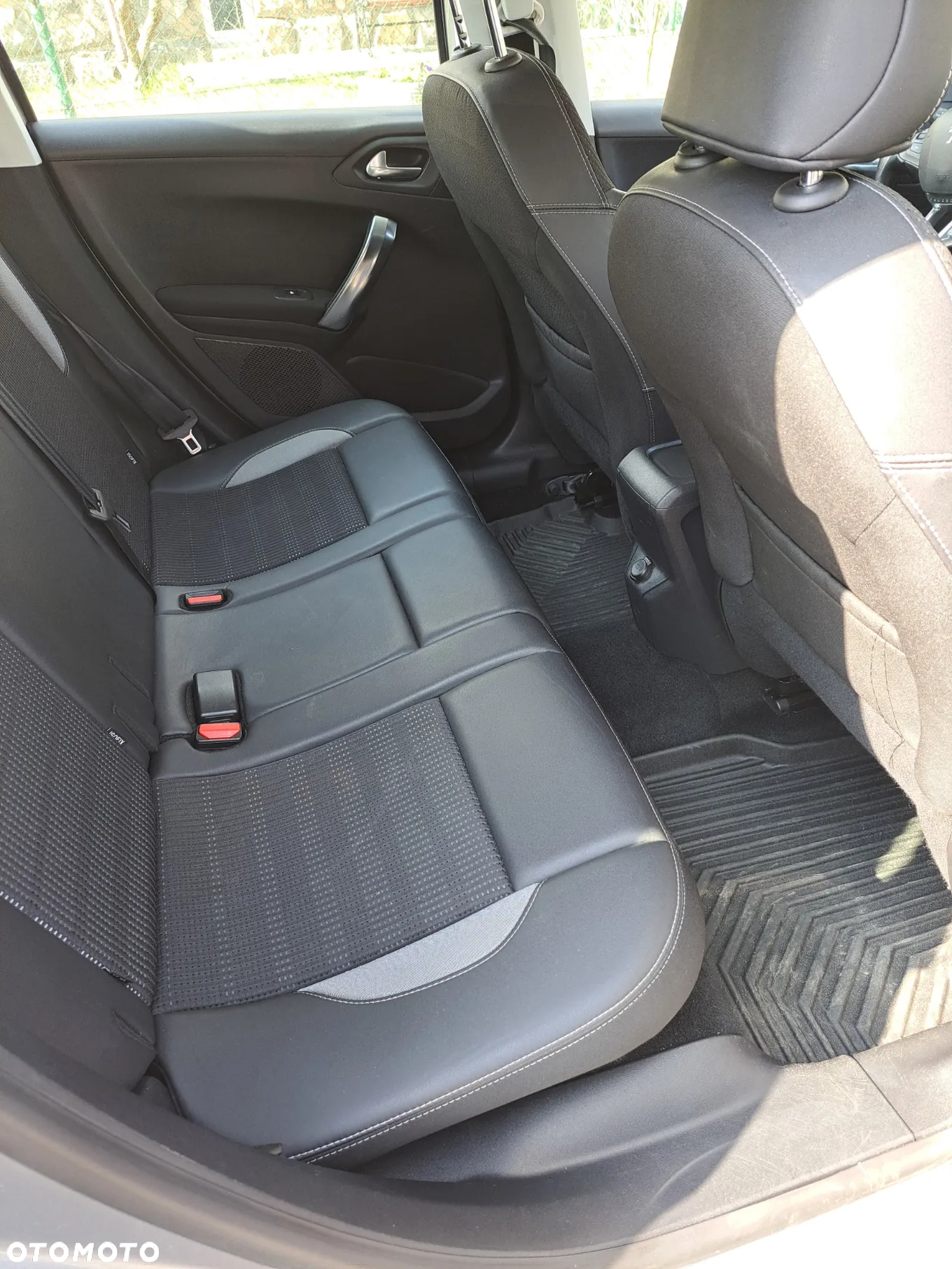 Peugeot 2008 1.6 BlueHDi Active - 10
