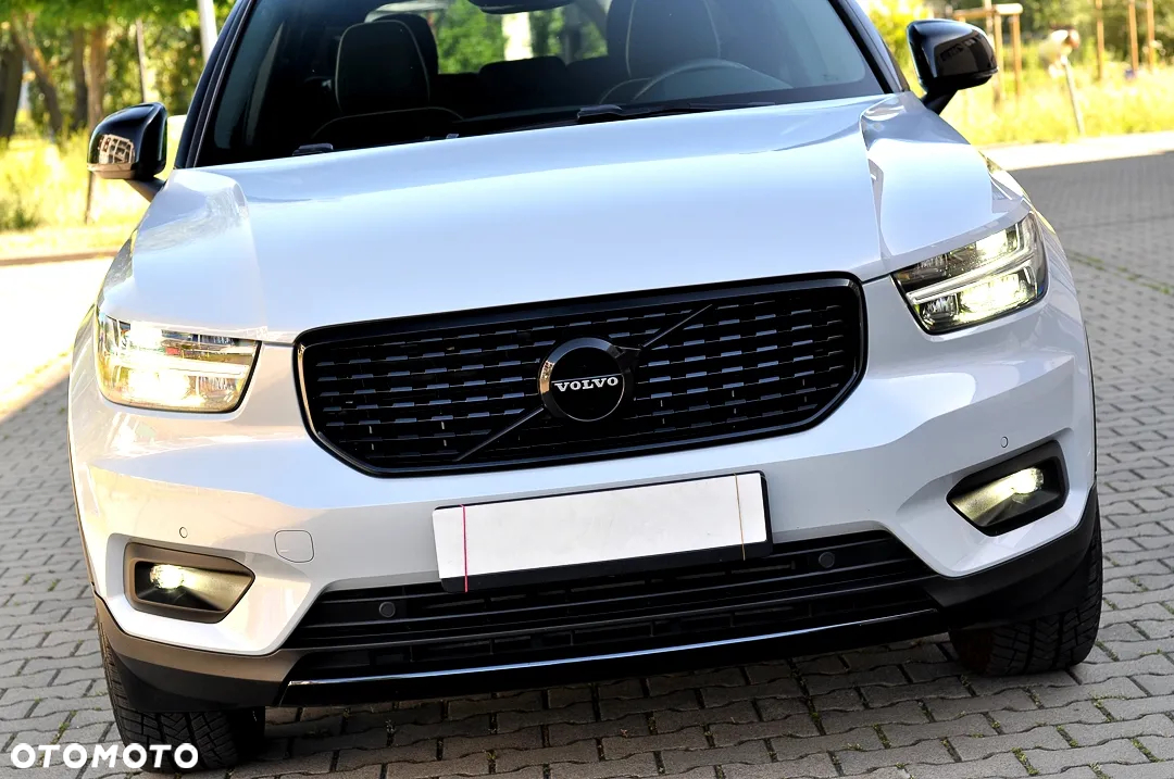 Volvo XC 40 T3 R-Design - 8