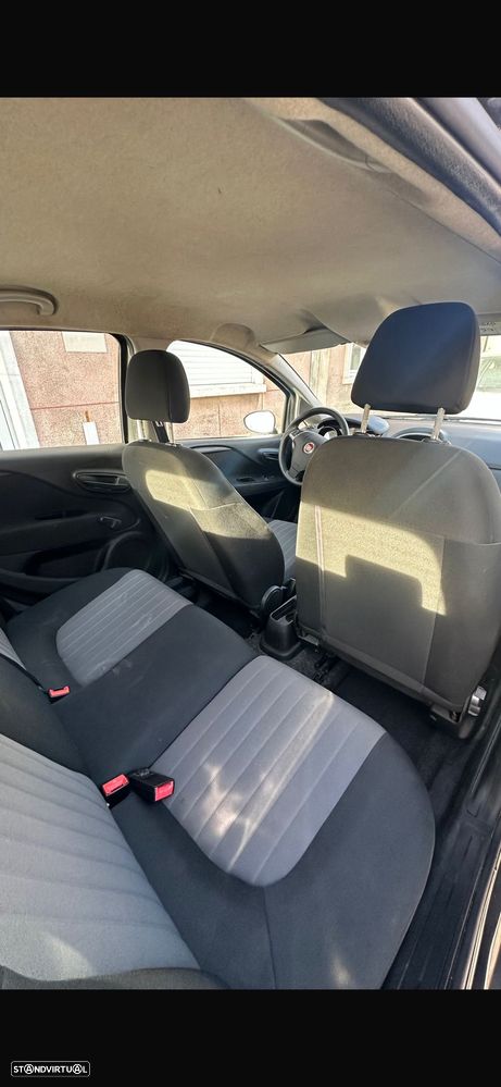Fiat Punto 1.3 M-Jet Easy S&S - 11