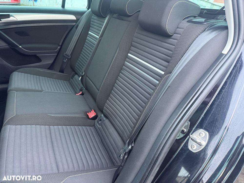 Volkswagen Golf 1.6 TDI 4Motion BlueMotion Technology Cup - 12