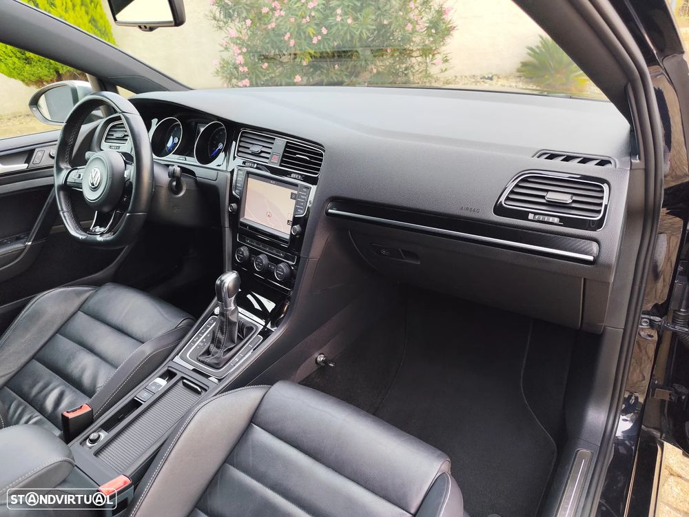 VW Golf 2.0 TSi R DSG - 8