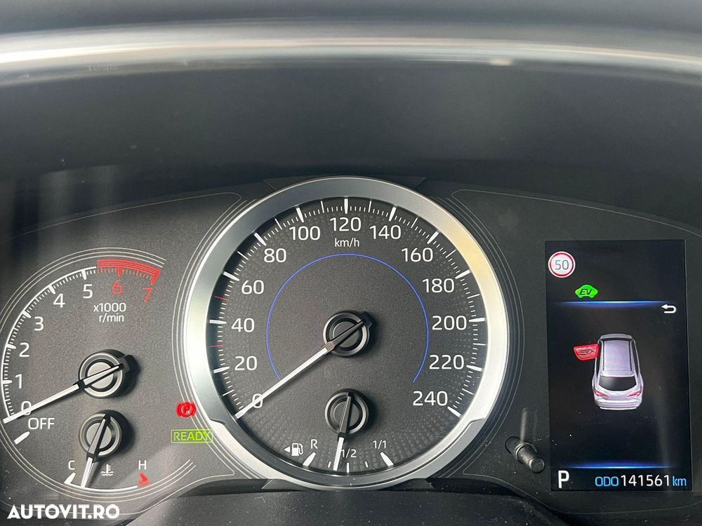 Toyota Corolla 1.8 HSD Business - 15