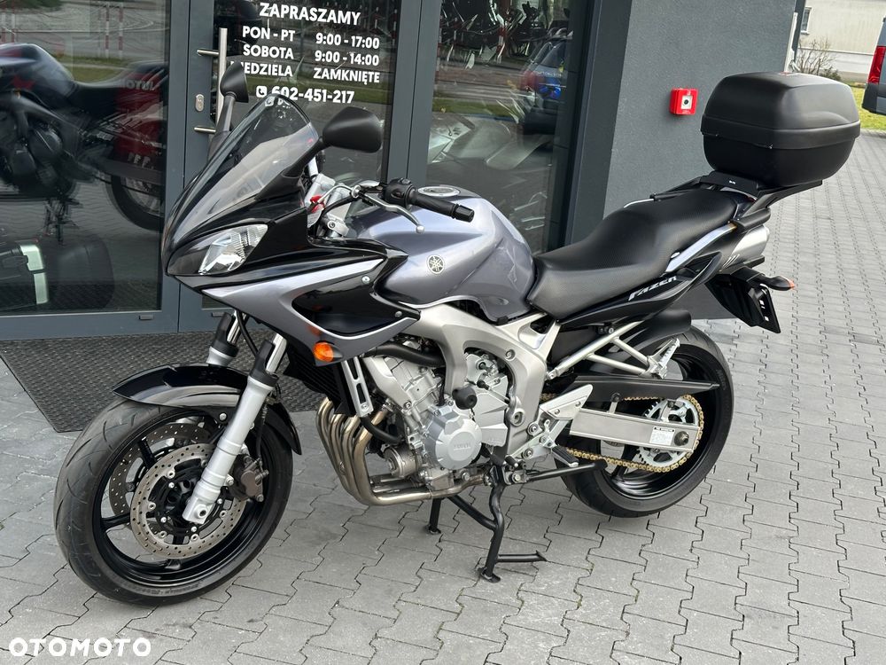 Yamaha FZ6 - 26