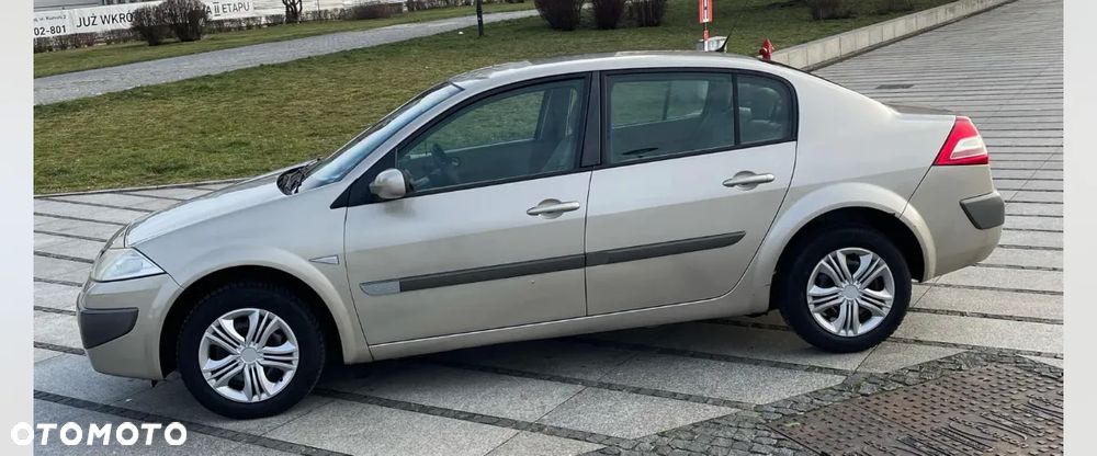 Renault Megane - 1