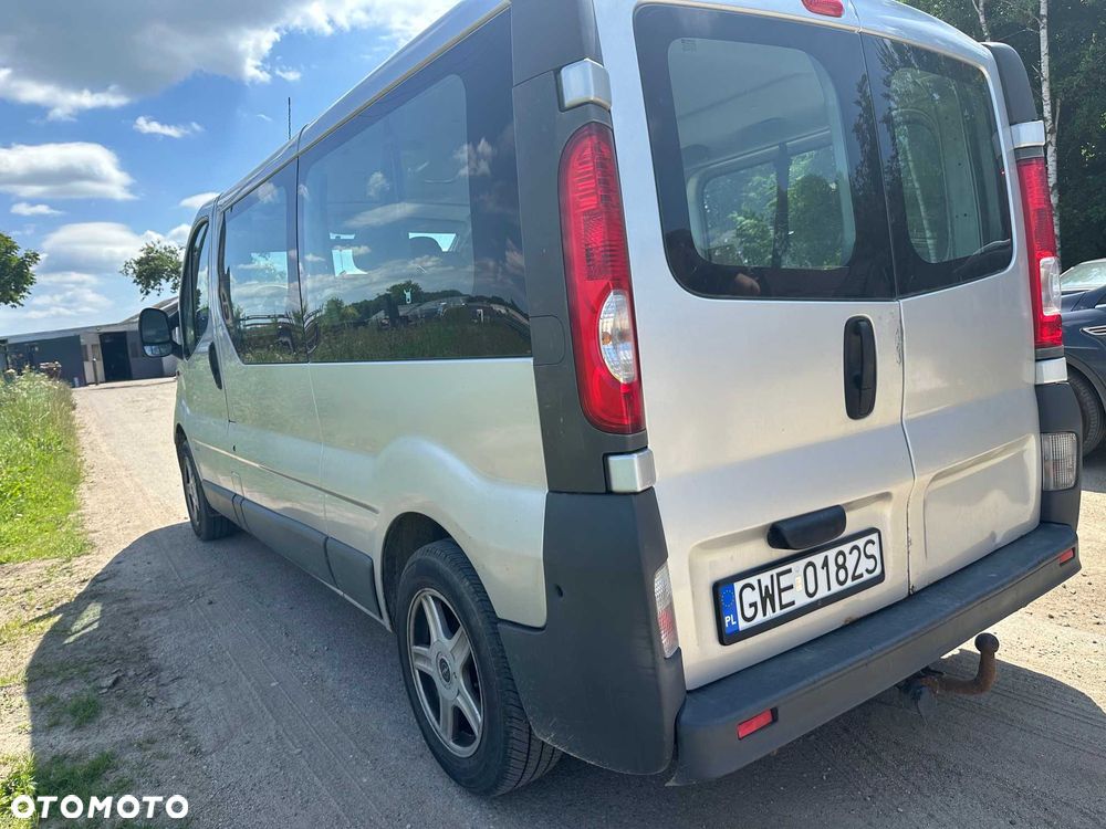 Opel Vivaro - 4