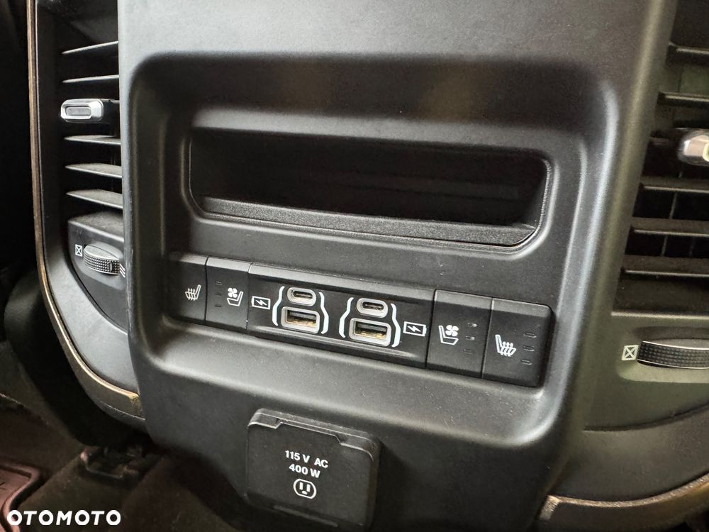 RAM 1500 - 22