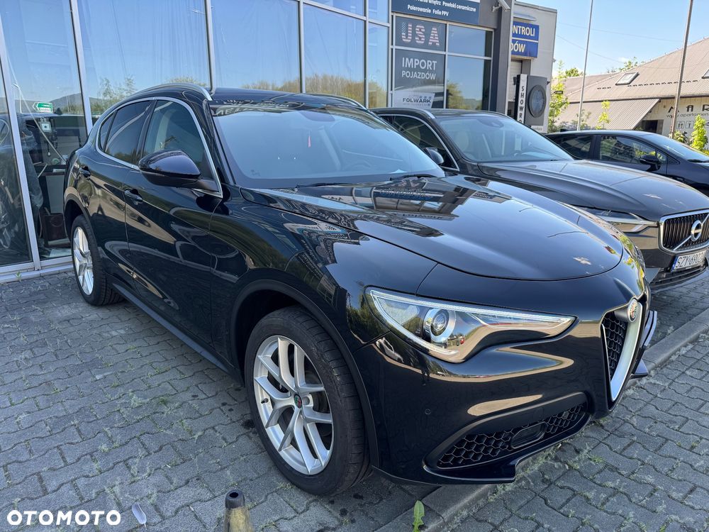 Alfa Romeo Stelvio 2.0 Turbo Veloce Q4 - 12