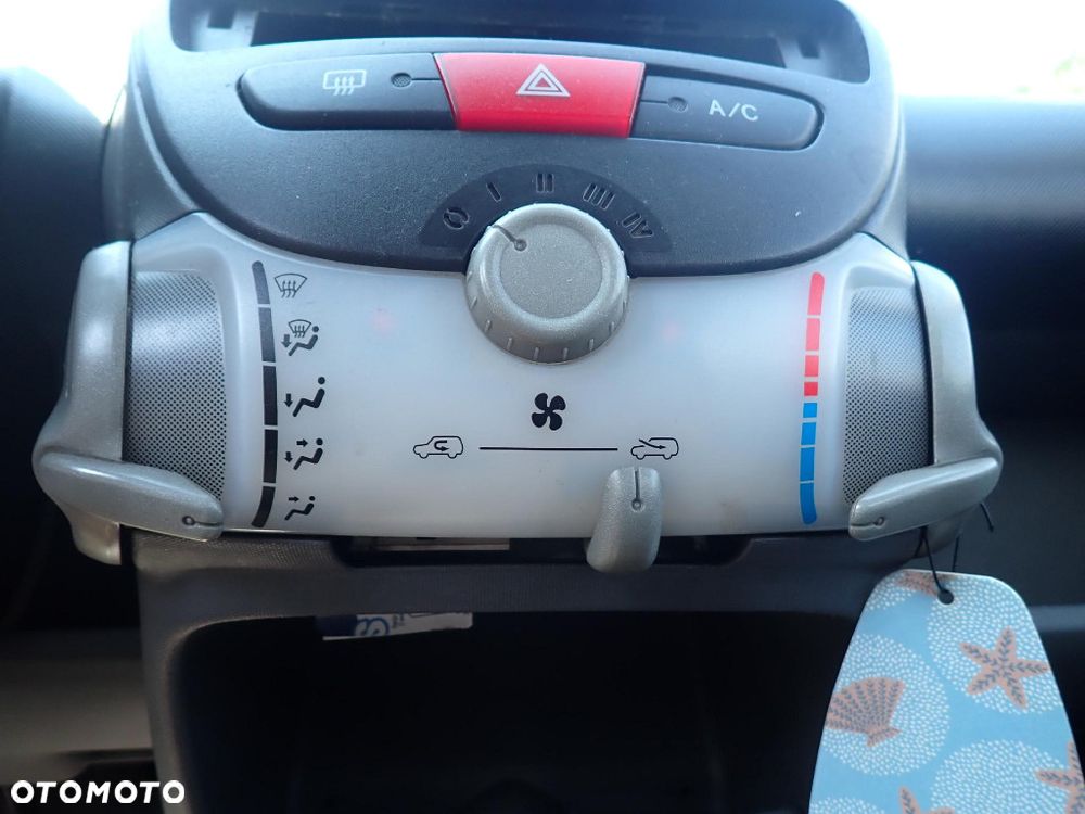 CZĘŚCI - Toyota Aygo I 1,0 67KM 1KR-FE 1KR-B52 HB 5D 5B lakier 1E0 2008r. INDEX - 10223 - 11
