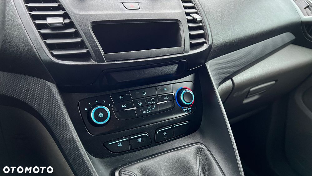 Ford Transit Connect - 10