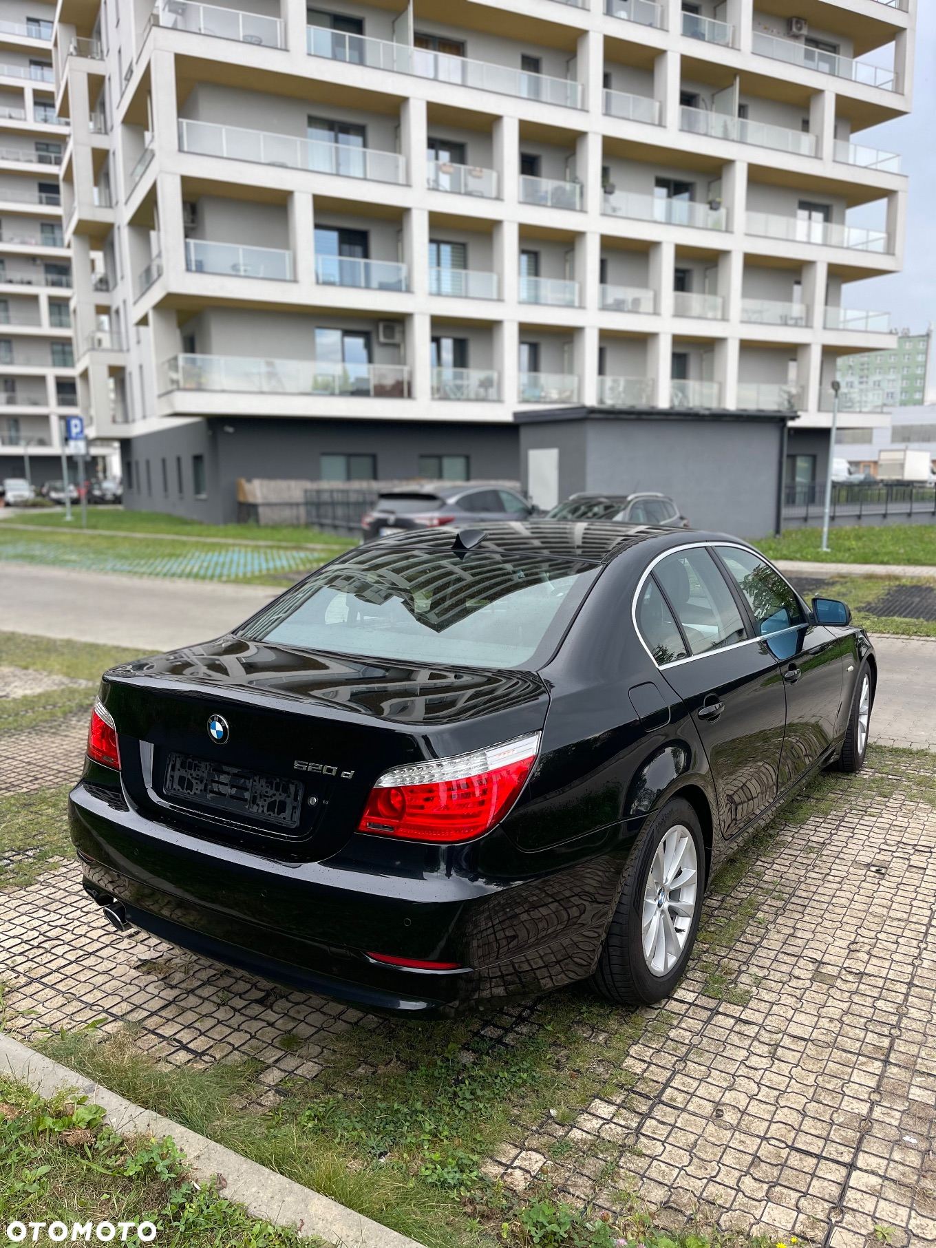 BMW Seria 5 520d Edition Sport - 8