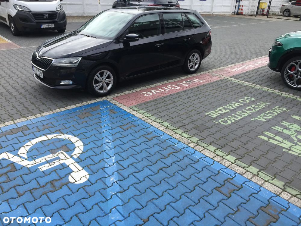Skoda Fabia 1.0 TSI Ambition - 4