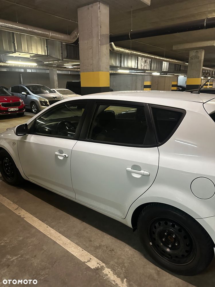 Kia Ceed 1.4 Comfort - 2