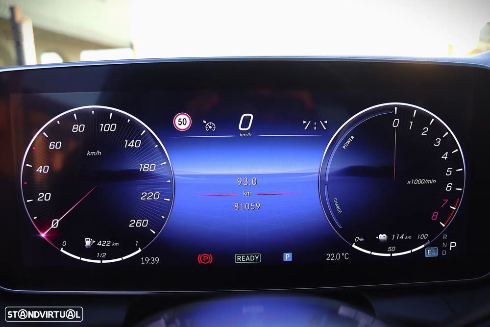 Mercedes-Benz GLC 300 e 4Matic 9G-TRONIC Avantgarde Advanced - 28