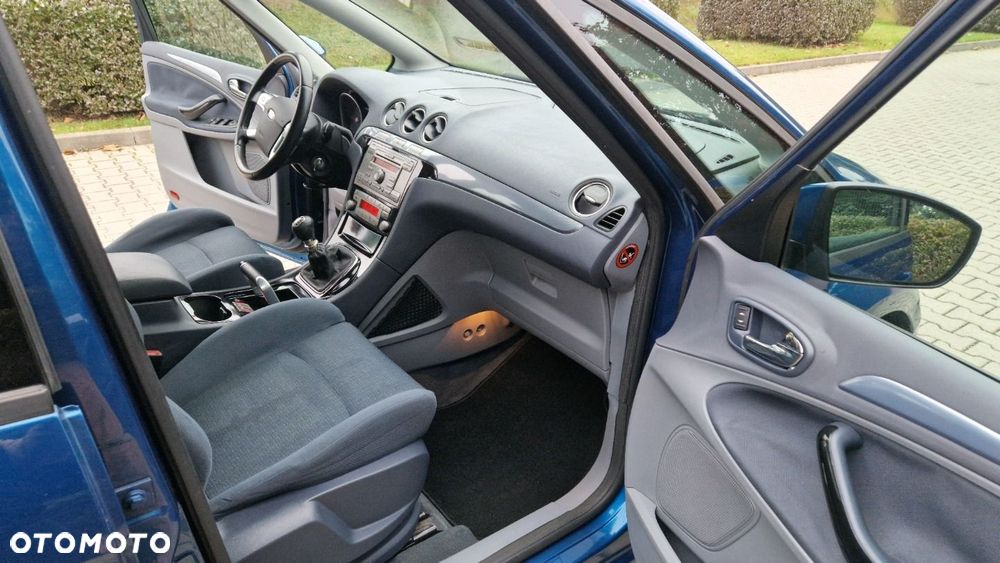 Ford S-Max - 18