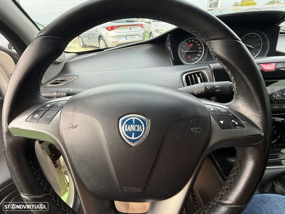 Lancia Ypsilon 1.2 S&S Platinum - 23