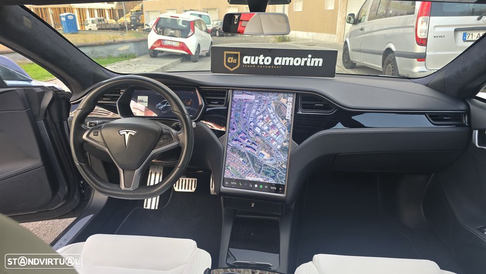 Tesla Model S Long Range - 22